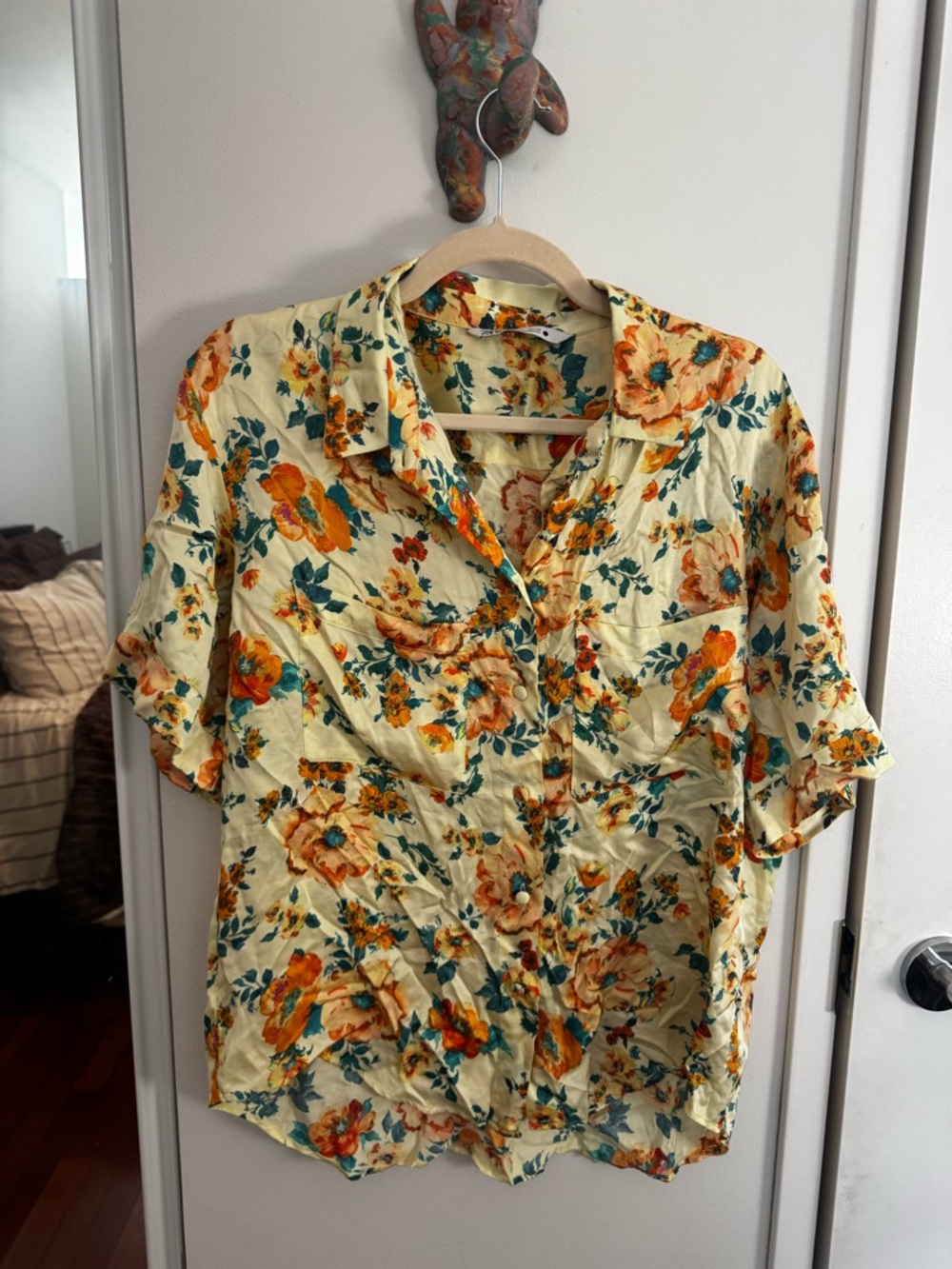 ZARA yellow floral silky button down top - Picture 3 of 8